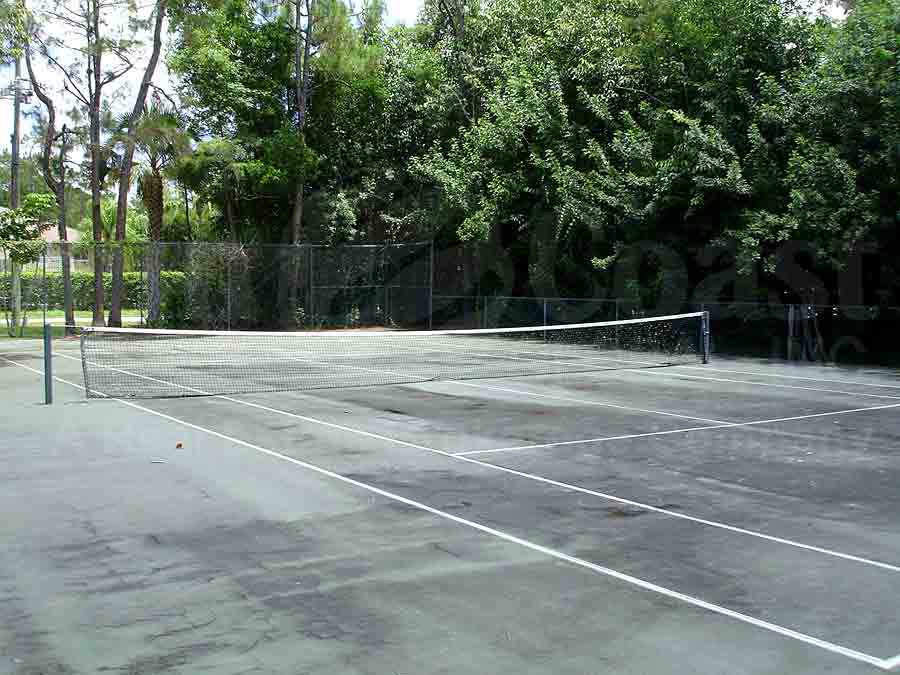NAPLES PARKWOOD CLUB Tennis Courts